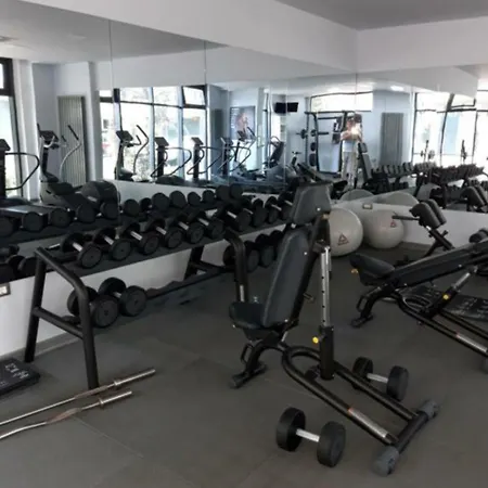 Pool & Retreat Langa Plaja Mamaia Nord