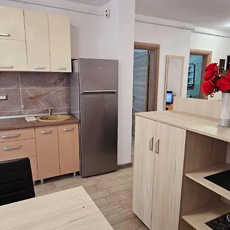 Pool & Retreat Langa Plaja Mamaia Nord * Năvodari