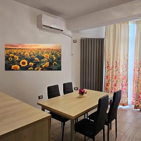 Pool & Retreat Langa Plaja Mamaia Nord *