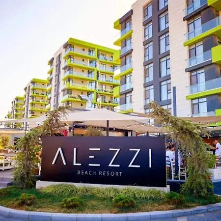 Pool & Retreat Langa Plaja Mamaia Nord *