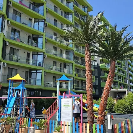 Pool & Retreat Langa Plaja Mamaia Nord Lejlighed Năvodari
