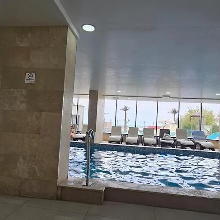 Pool & Retreat Langa Plaja Mamaia Nord Lejlighed *